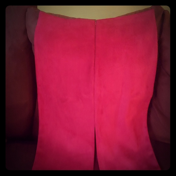 Skirt - Picture 1 of 3